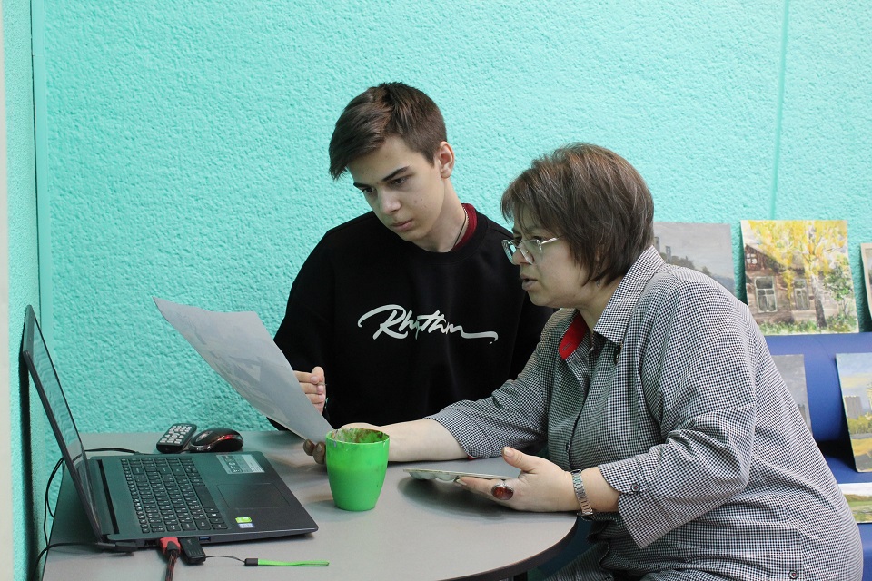 Жители поселка Южный создали «Портрет времени»