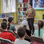 Дети знакомятся с алтайскими писателями